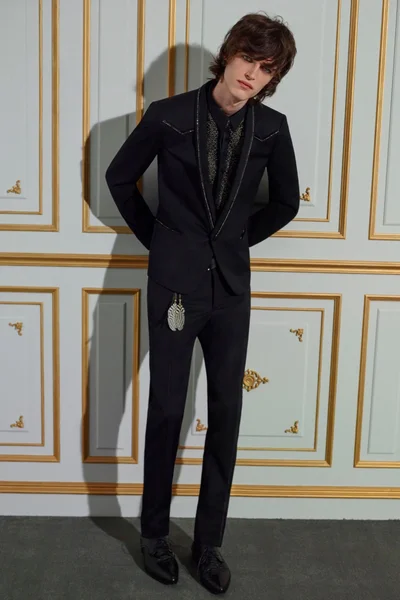 Look 24